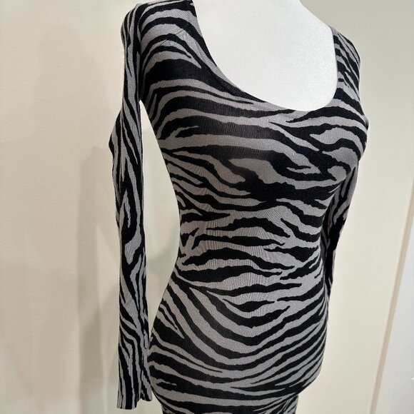 Guess Zebra Dress - Picture 4 of 13